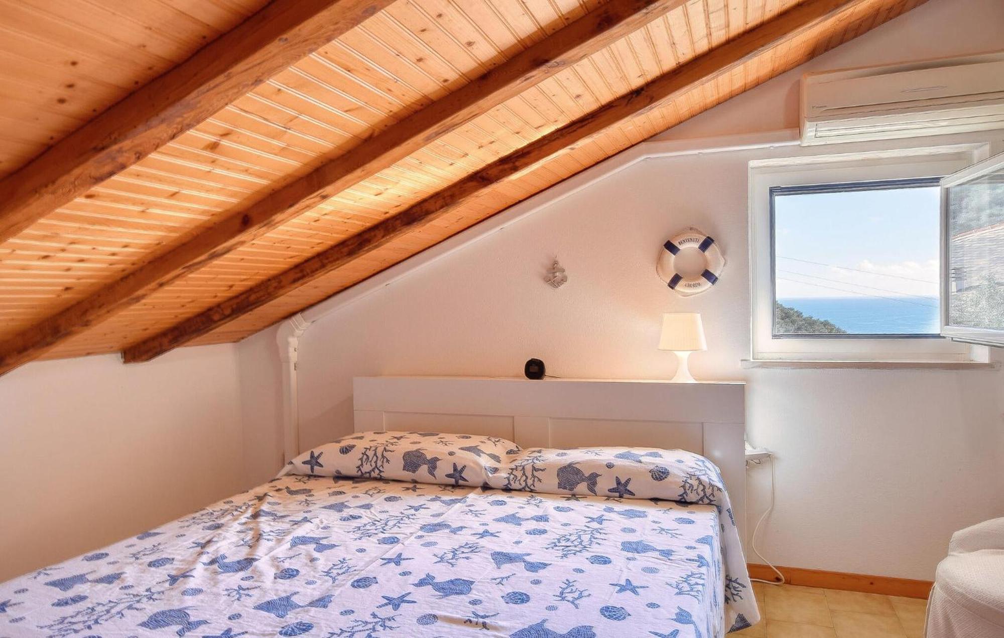 2 Bedroom Stunning Apartment In Moneglia Kültér fotó
