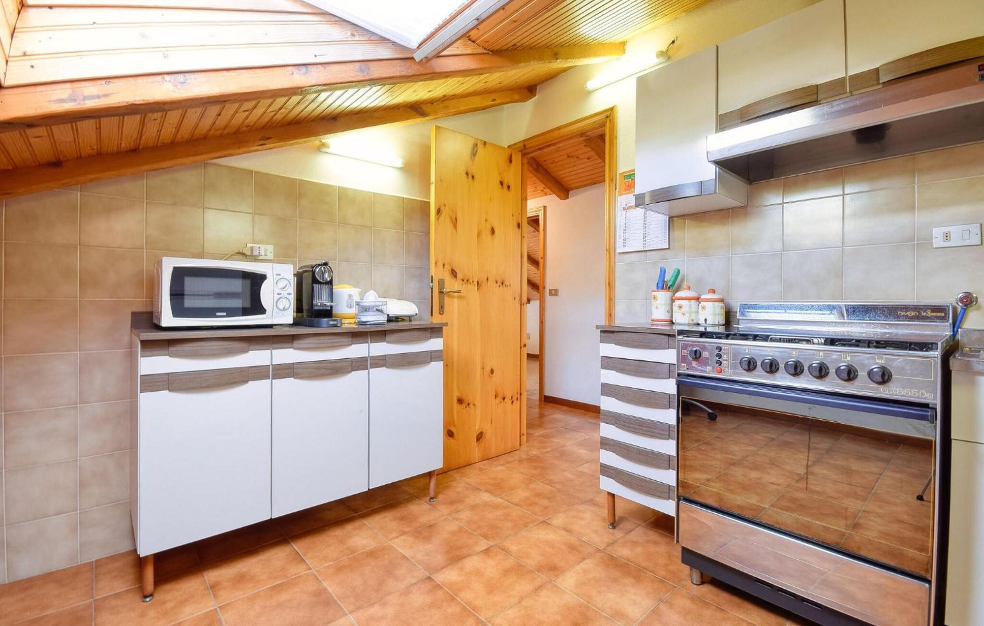 2 Bedroom Stunning Apartment In Moneglia Kültér fotó