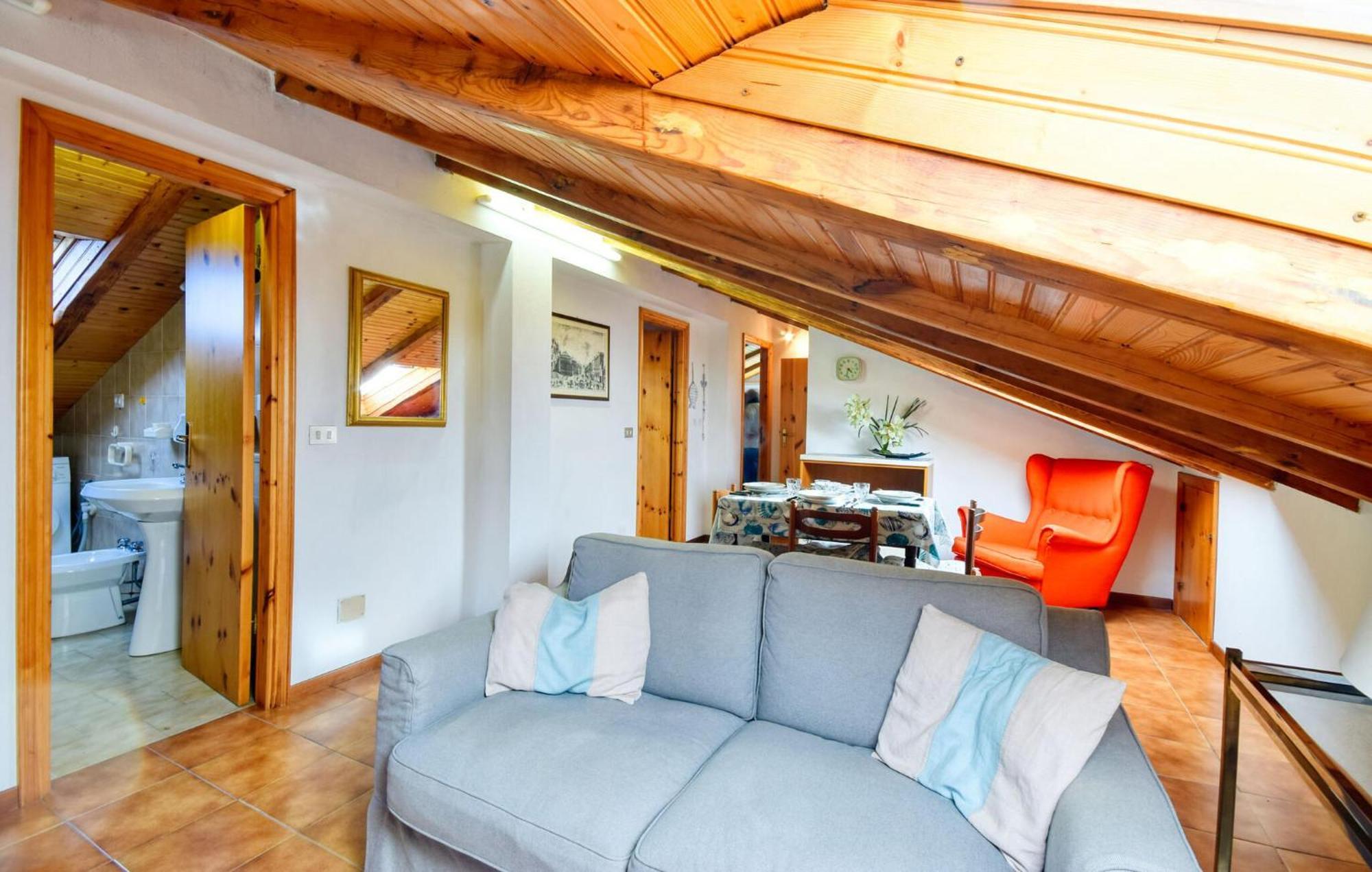 2 Bedroom Stunning Apartment In Moneglia Kültér fotó